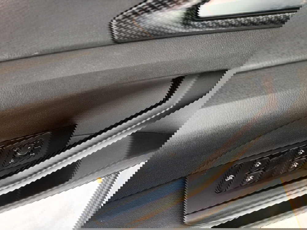 Volkswagen T-Cross usata a Bari (6)