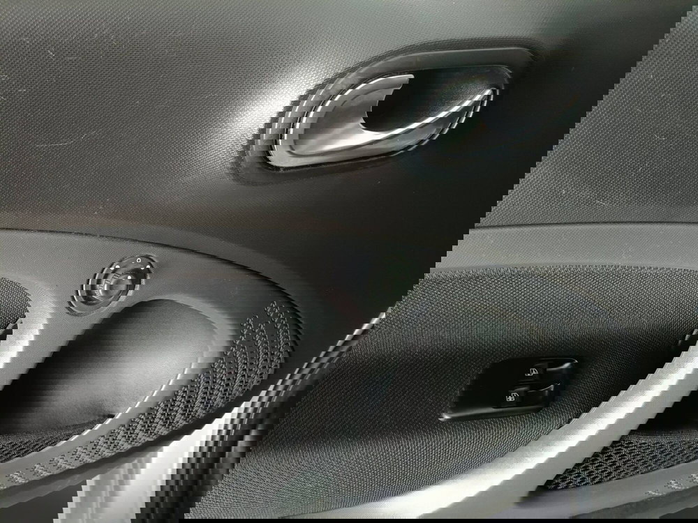 smart Fortwo usata a Ascoli Piceno (18)