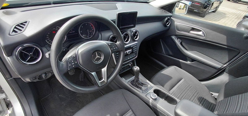 Mercedes-Benz Classe A usata a Cosenza (11)