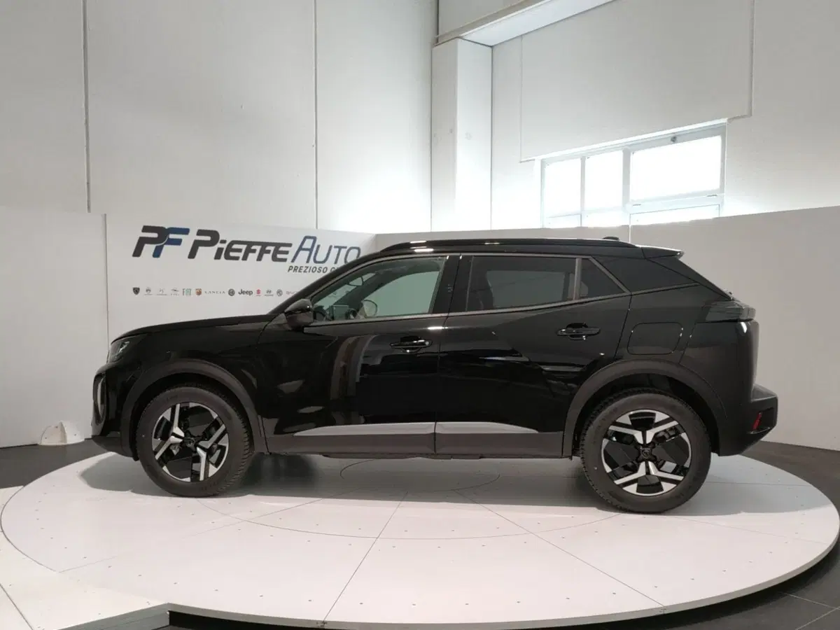 Peugeot 2008 nuova a L'Aquila (2)