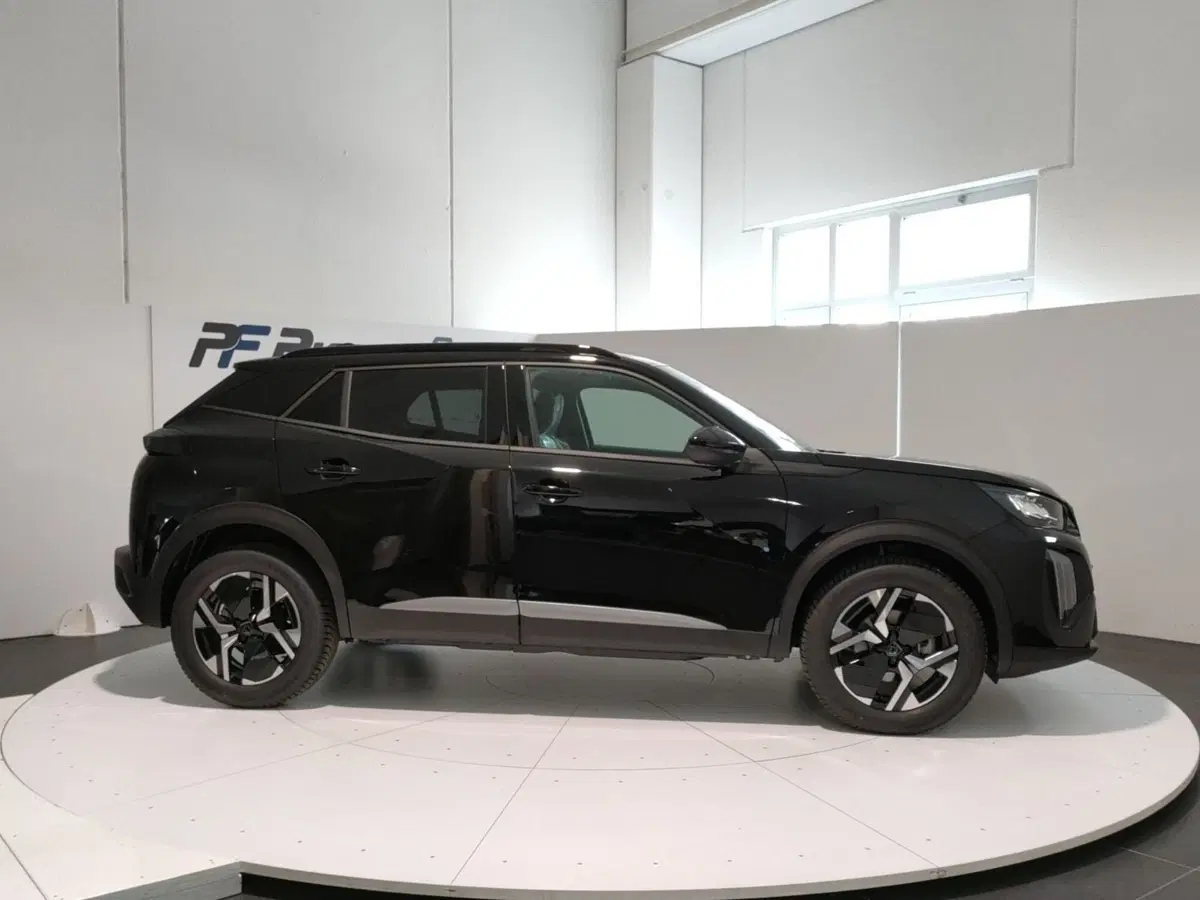 Peugeot 2008 nuova a L'Aquila (5)