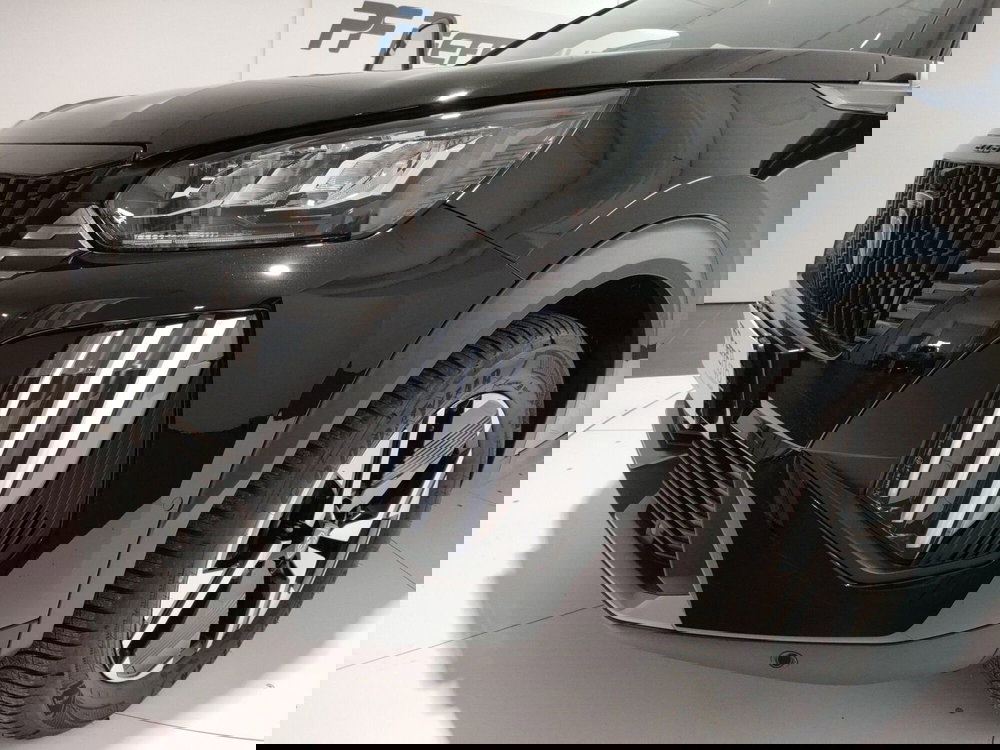 Peugeot 2008 nuova a L'Aquila (9)