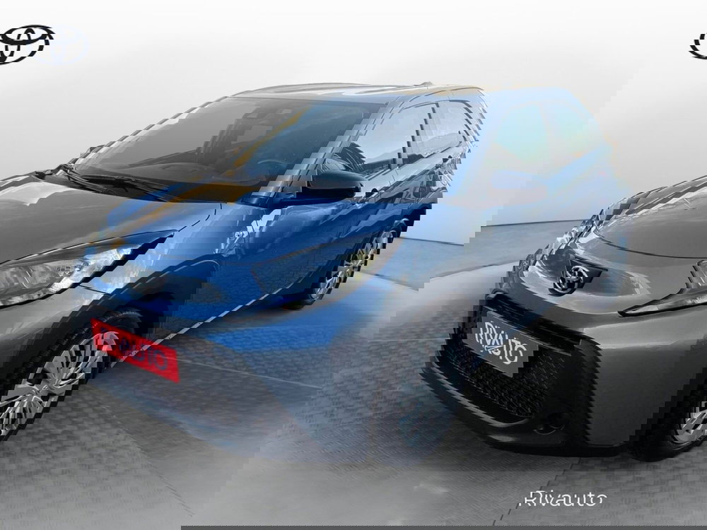 Toyota Aygo X nuova a Como