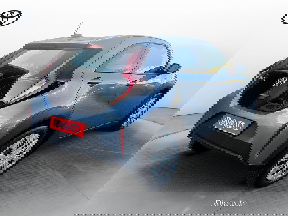 Toyota Aygo X nuova a Como (12)