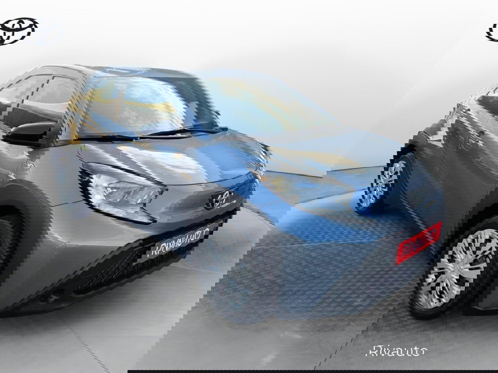 Toyota Aygo X nuova a Como (13)