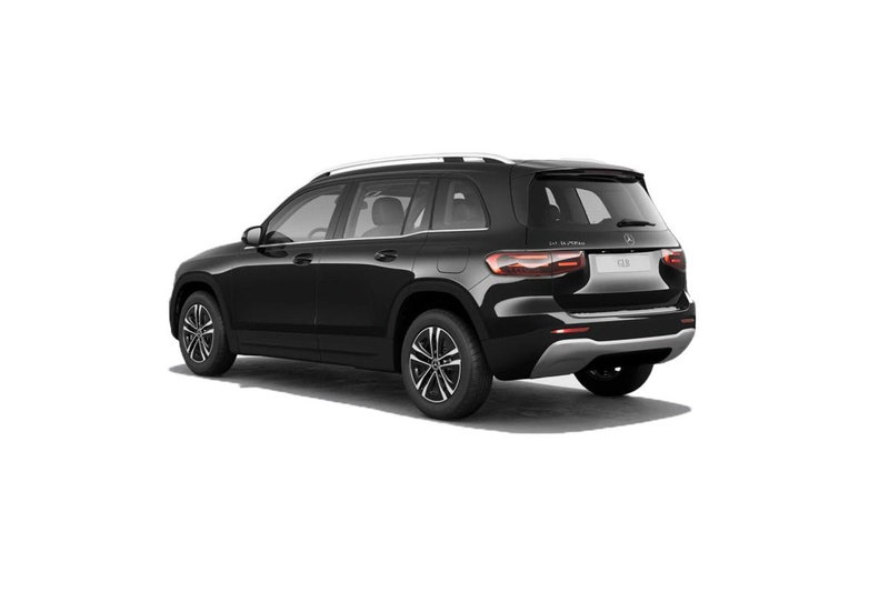 Mercedes-Benz GLB nuova a Siena (3)