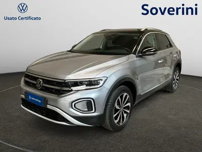 Volkswagen T-Roc 1.0 TSI Style del 2023 usata a Bologna