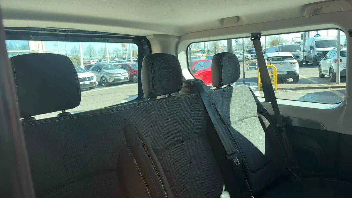 Renault Trafic usata a Parma (12)