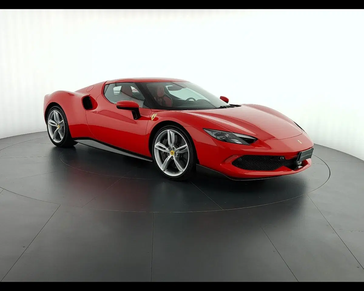 Ferrari 296 Coupé usata a Verona (10)