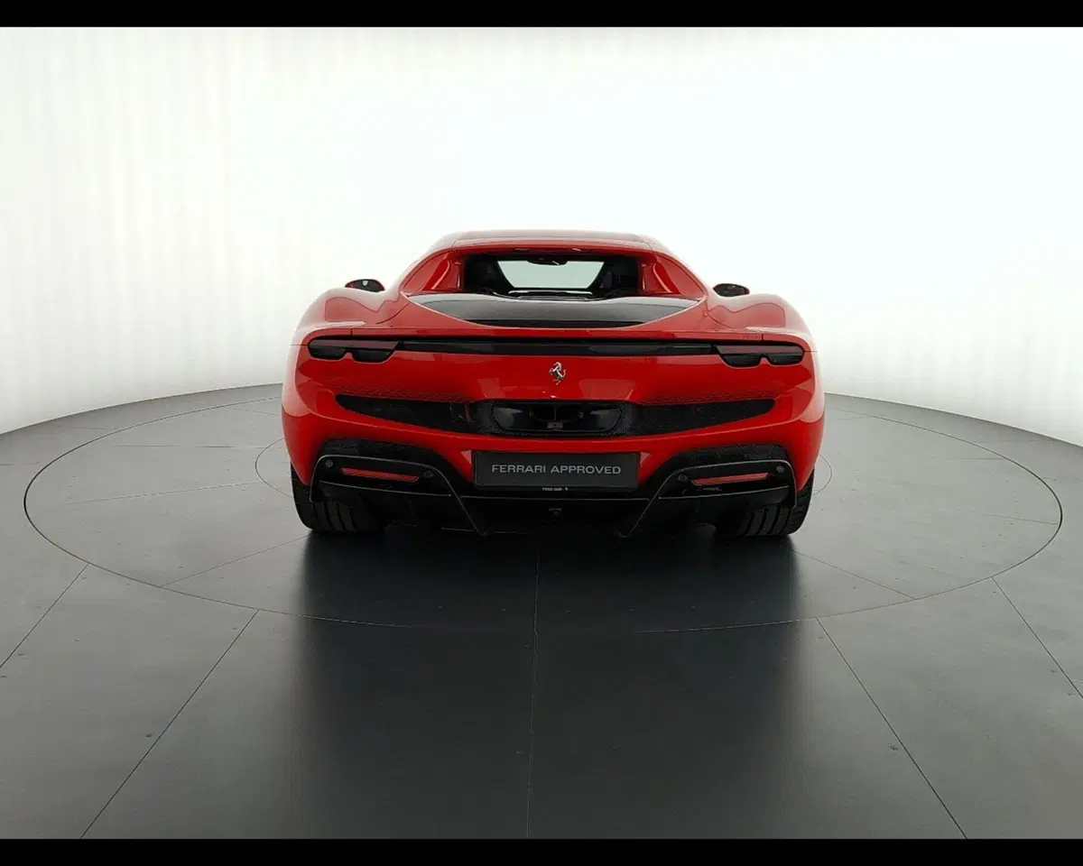 Ferrari 296 Coupé usata a Verona (4)
