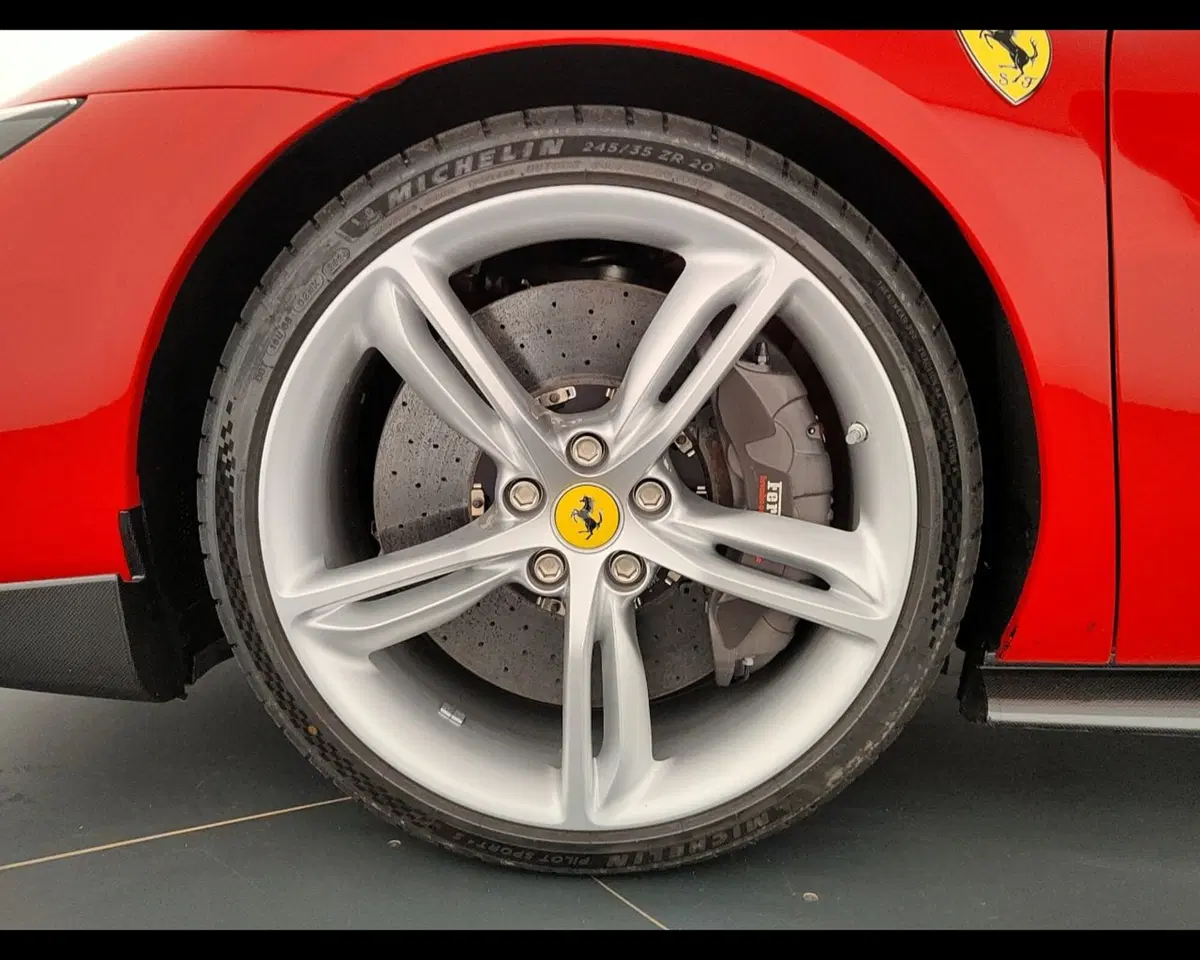Ferrari 296 Coupé usata a Verona (7)
