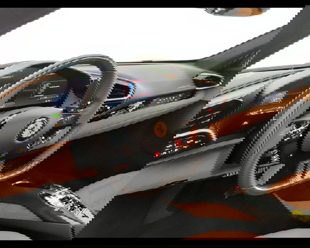 Ferrari 296 Spider usata a Verona (5)