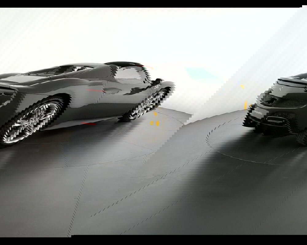 Ferrari 296 Spider usata a Verona (8)