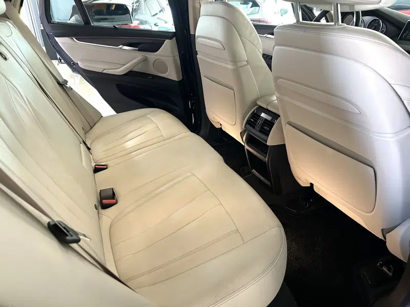 BMW X5 usata a Ferrara (13)
