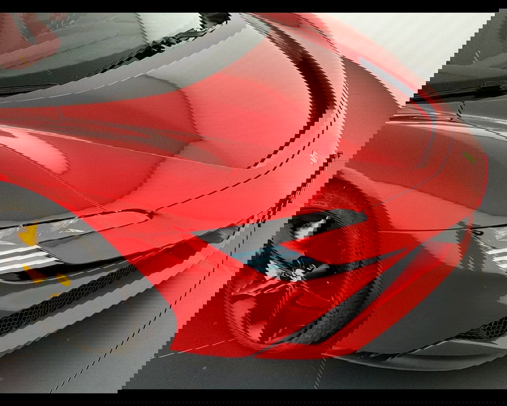Ferrari SF90 Spider usata a Verona (15)