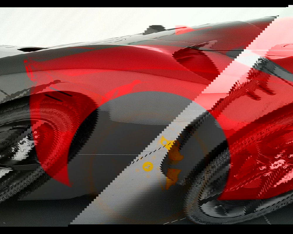 Ferrari SF90 Spider usata a Verona (16)