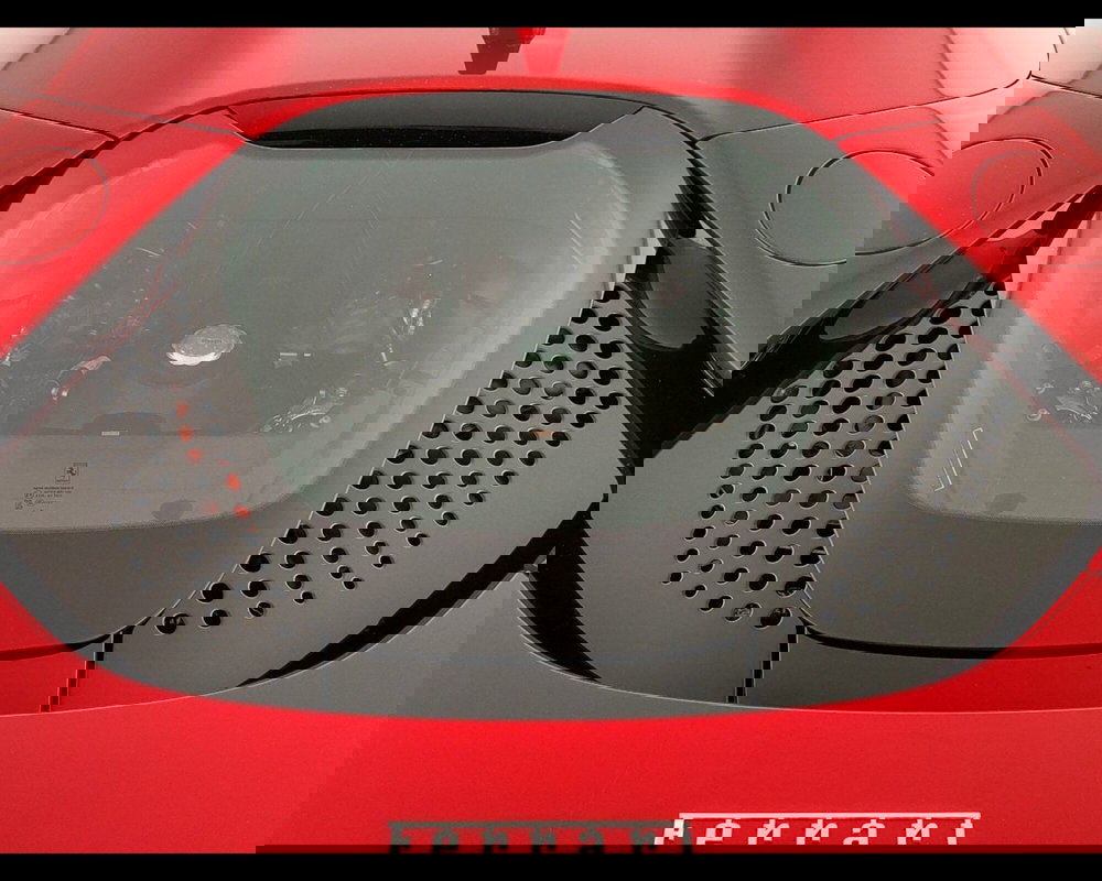 Ferrari SF90 Spider usata a Verona (17)