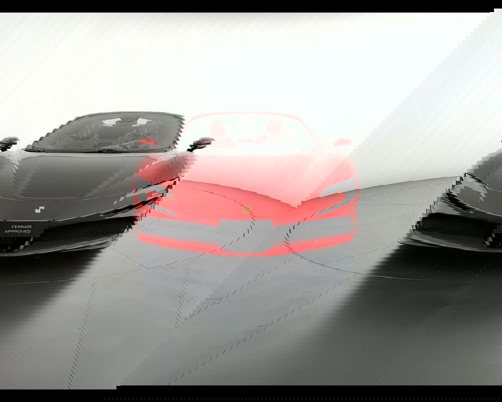 Ferrari SF90 Spider usata a Verona (2)