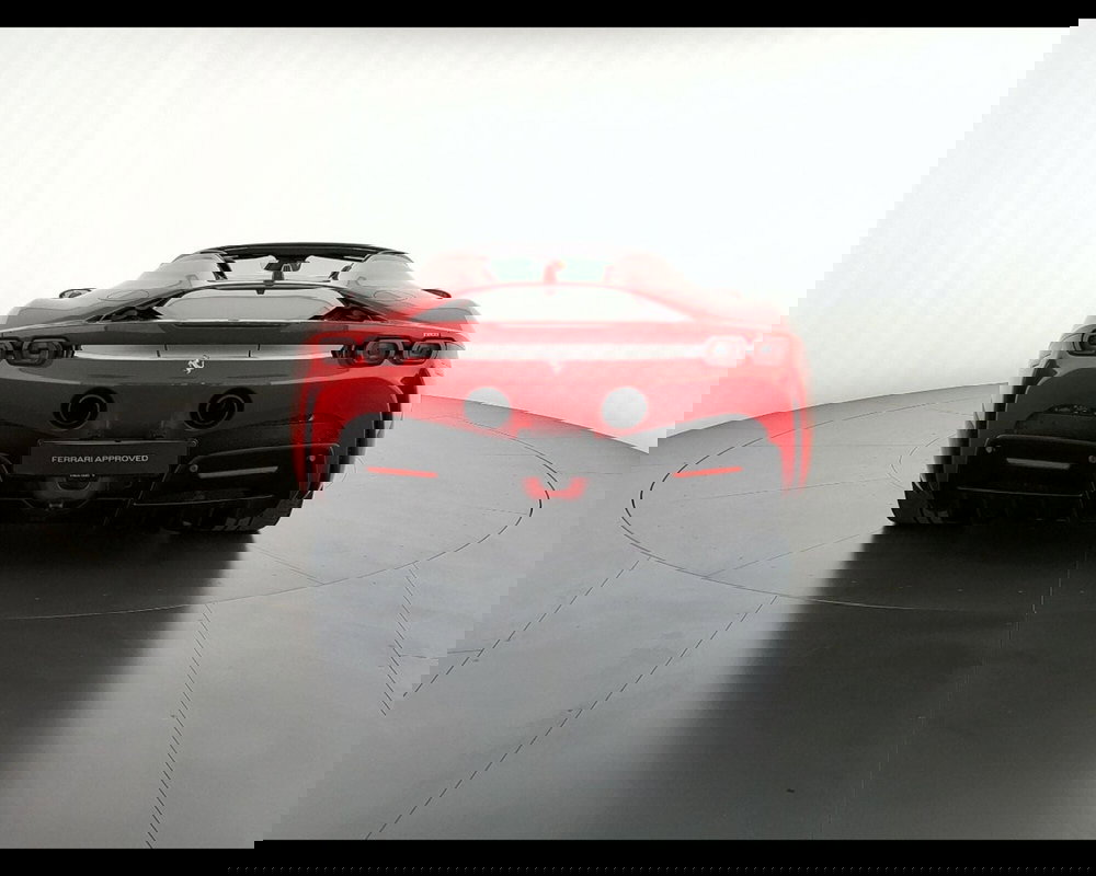 Ferrari SF90 Spider usata a Verona (4)