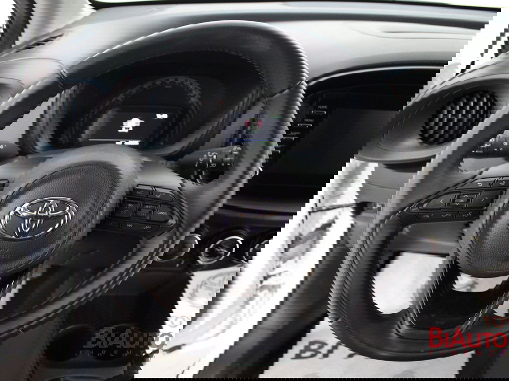 Toyota Aygo X usata a Firenze (11)