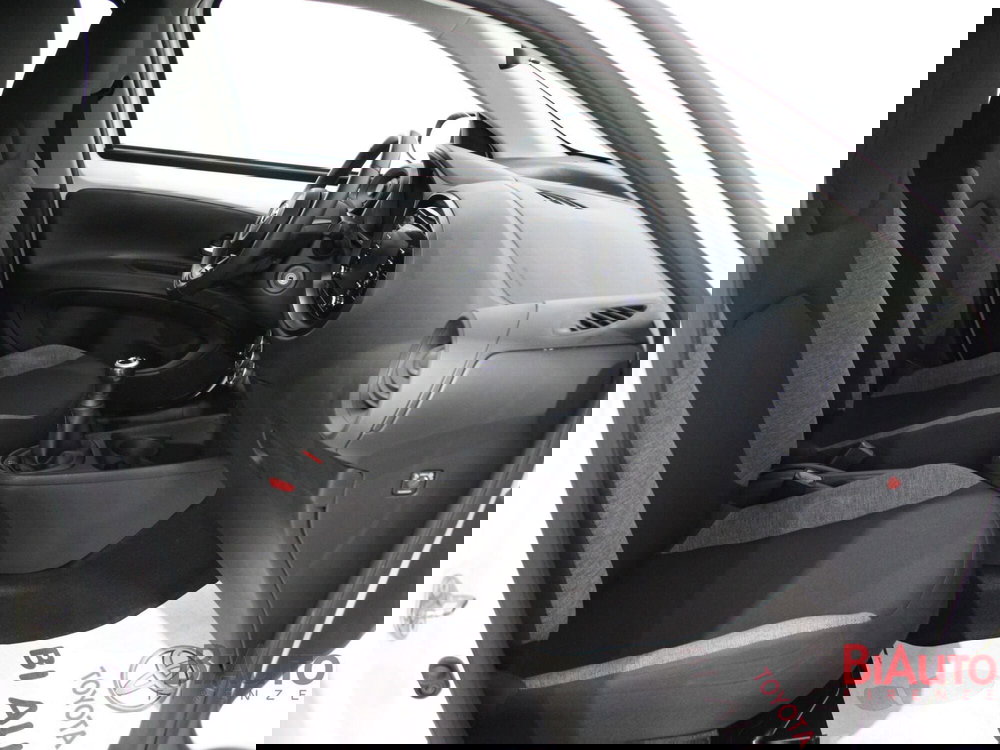 Toyota Aygo X usata a Firenze (7)