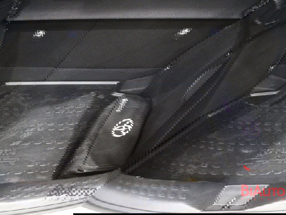 Toyota Toyota C-HR usata a Firenze (9)