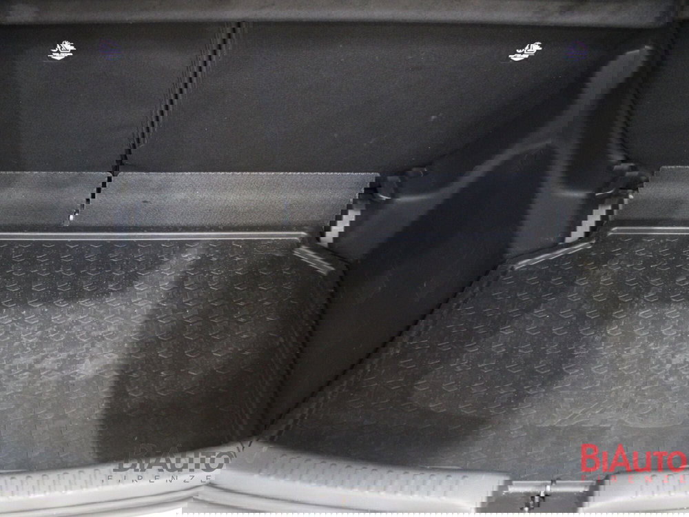 Toyota Yaris usata a Firenze (9)