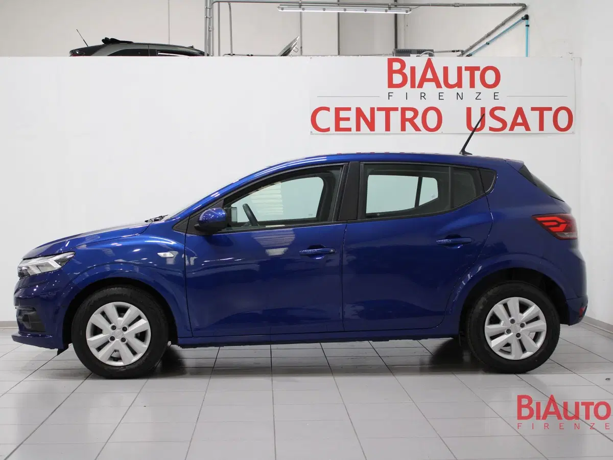 Dacia Sandero usata a Firenze (17)