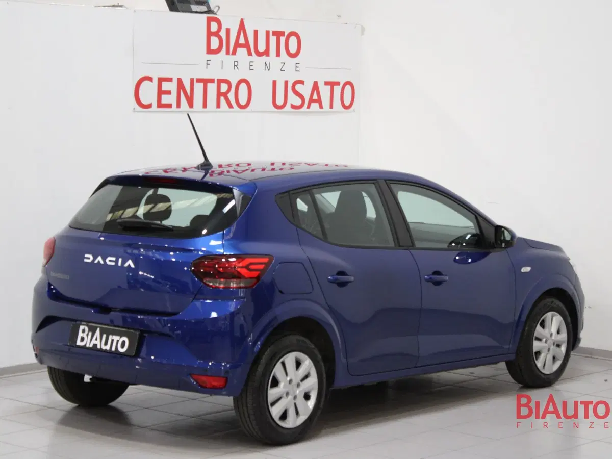 Dacia Sandero usata a Firenze (2)