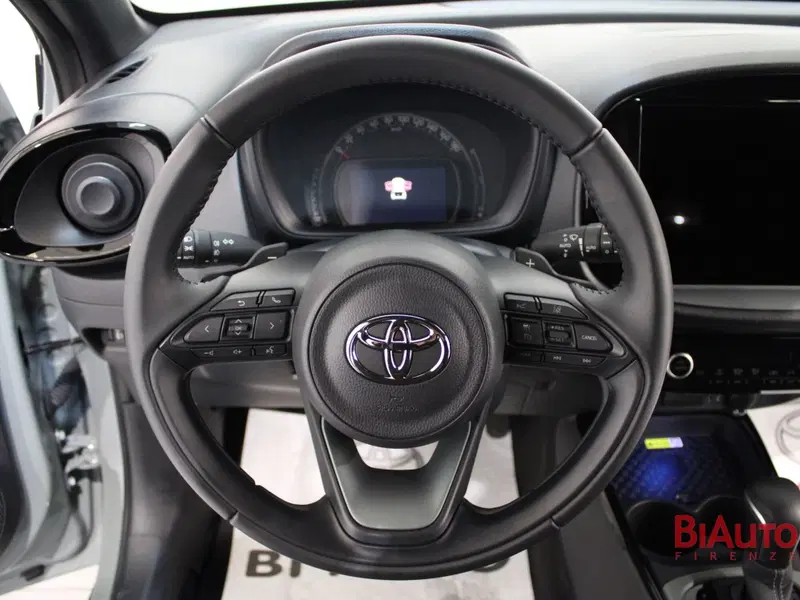 Toyota Aygo X usata a Firenze (10)
