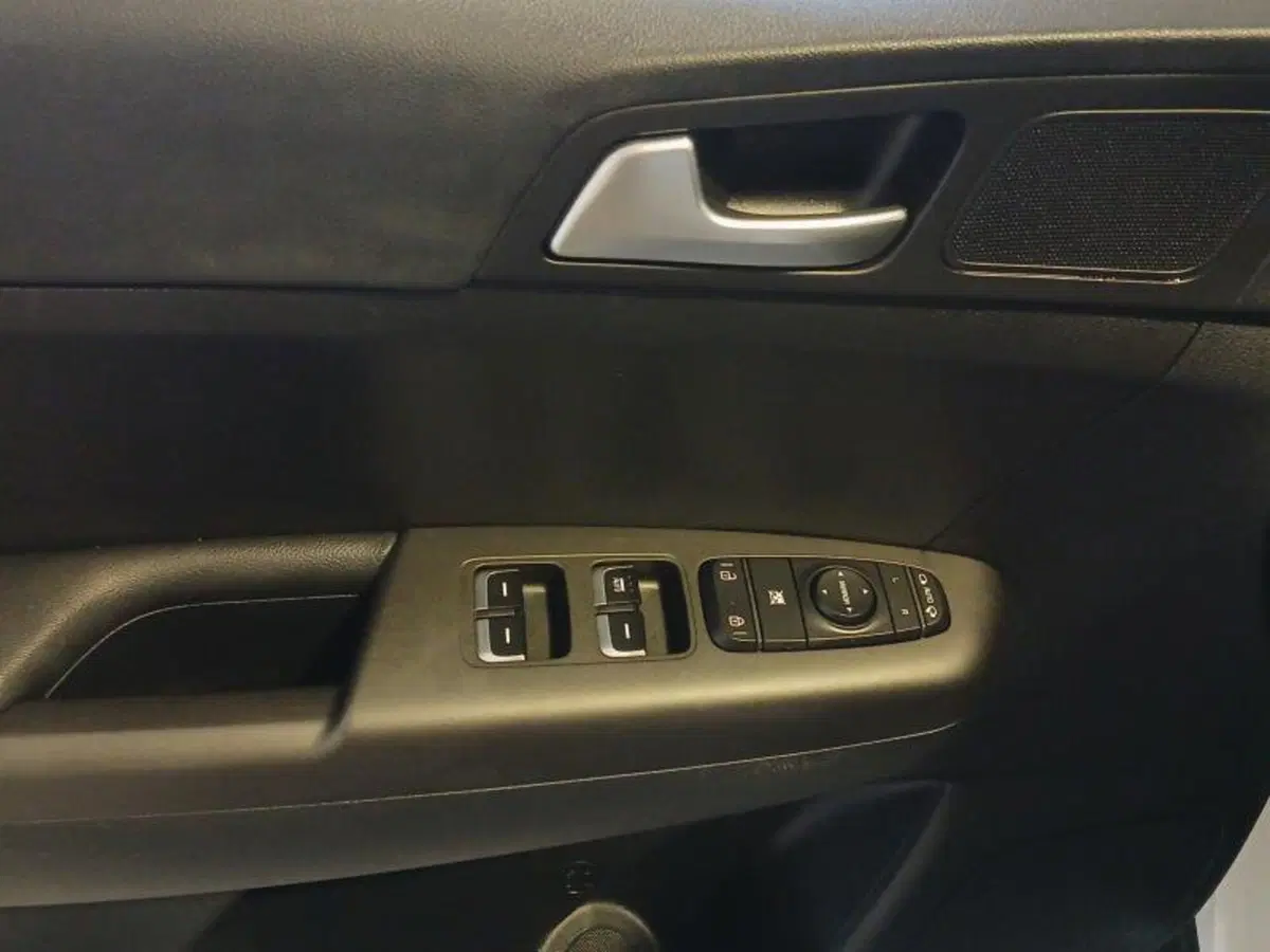 Kia Sportage usata a Genova (12)