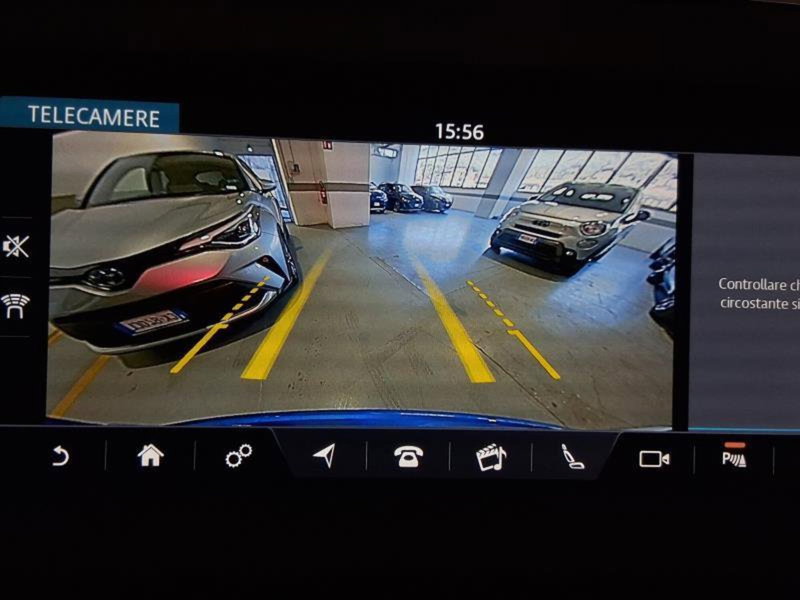 Jaguar E-Pace usata a Genova (20)