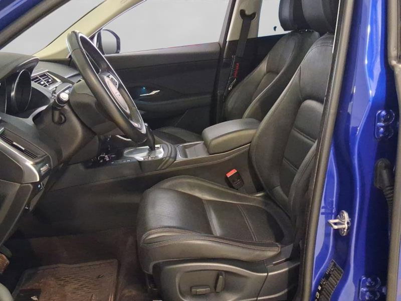 Jaguar E-Pace usata a Genova (9)