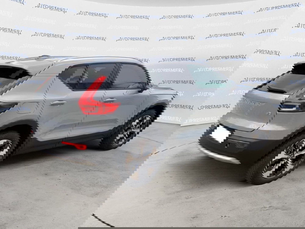 Volvo XC40 nuova a Como (5)