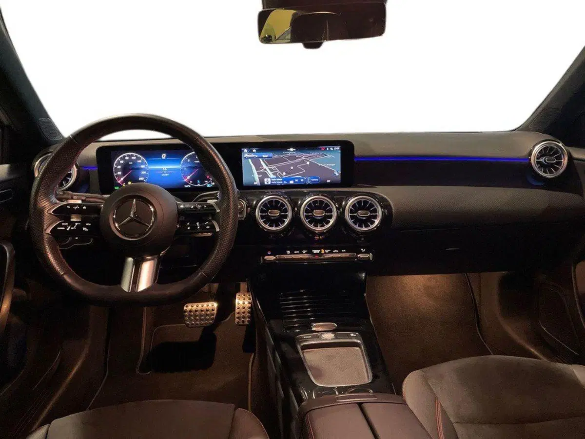 Mercedes-Benz Classe A usata a Ancona (10)