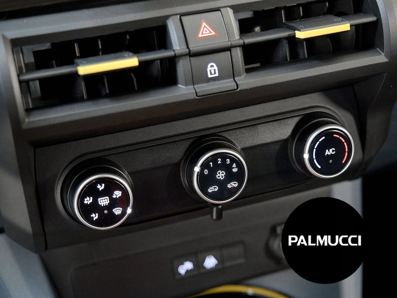 Fiat Grande Panda nuova a Prato (10)