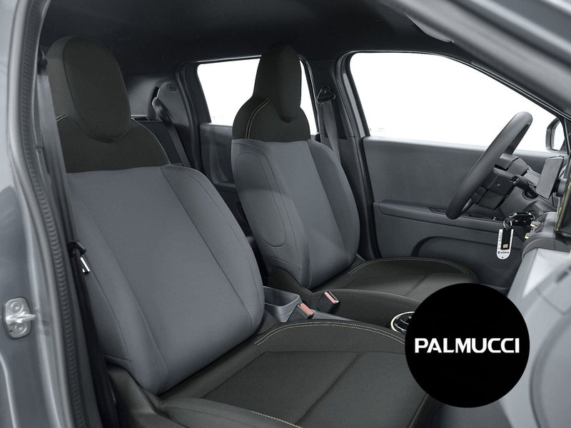 Fiat Grande Panda nuova a Prato (12)