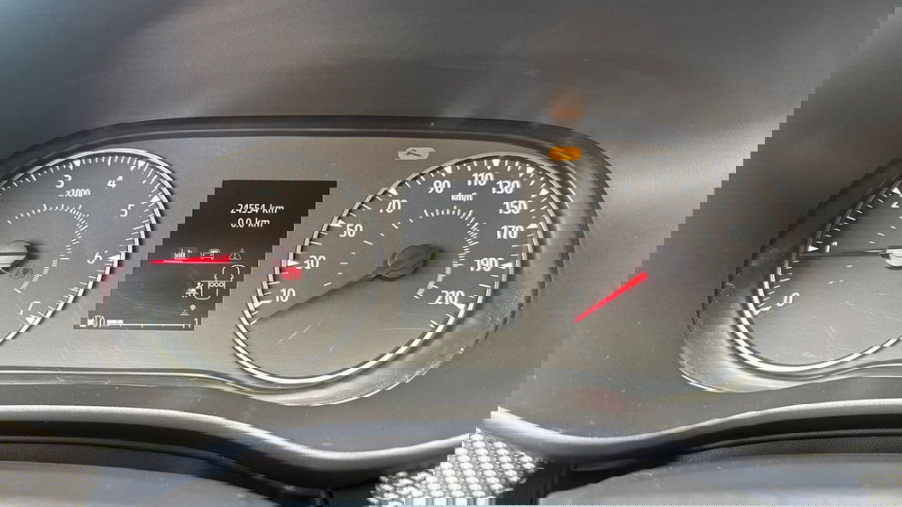 Dacia Sandero usata a Treviso (13)