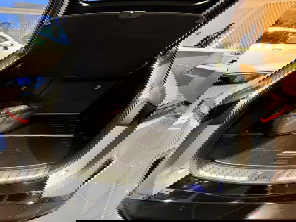 Lexus RZ nuova a Perugia (15)