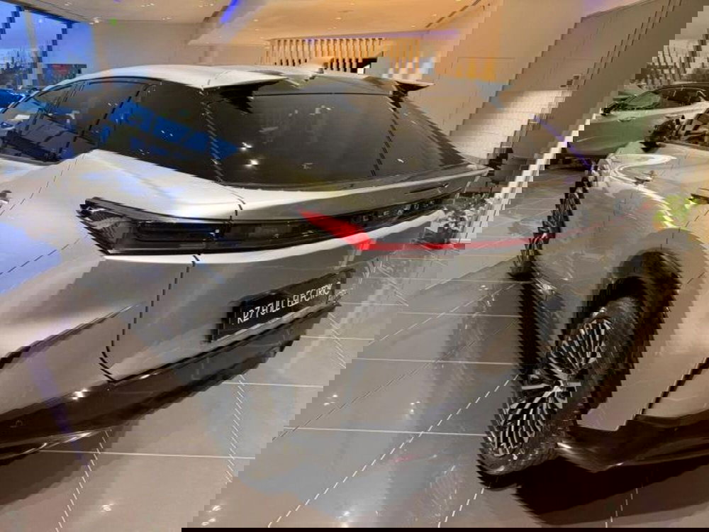 Lexus RZ nuova a Perugia (5)