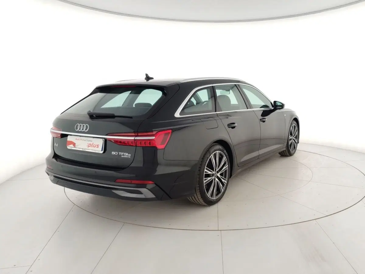Audi A6 Avant nuova a Massa-Carrara (3)