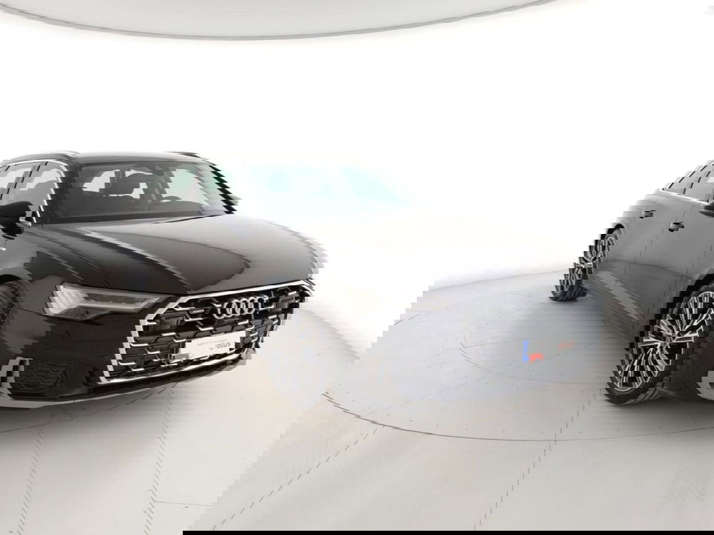 Audi A6 Avant nuova a Massa-Carrara (4)