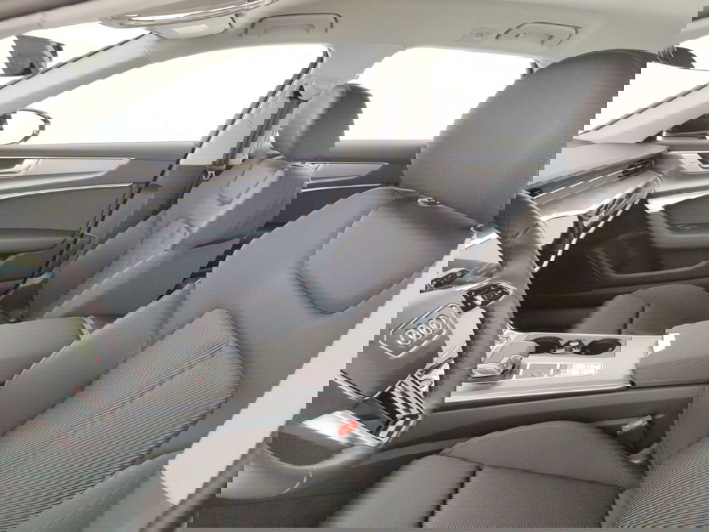 Audi A6 Avant nuova a Massa-Carrara (9)
