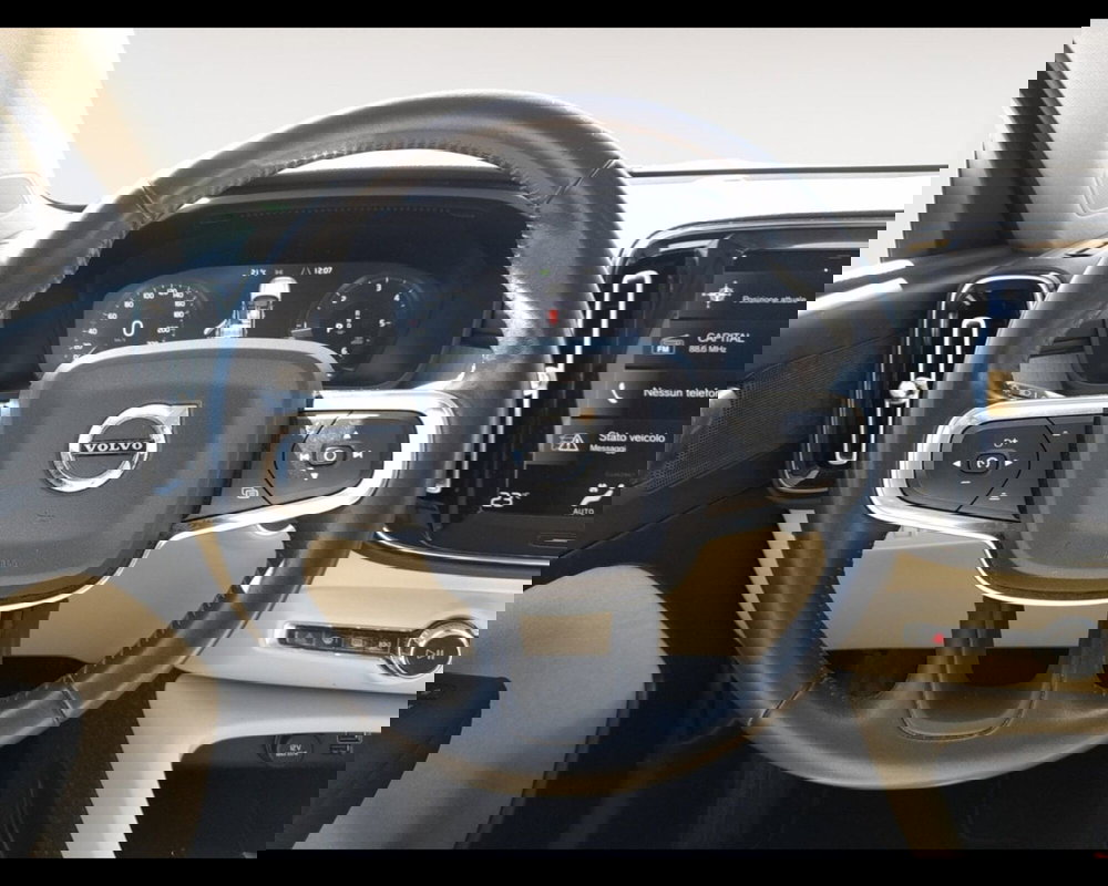 Volvo XC40 usata a Ravenna (12)