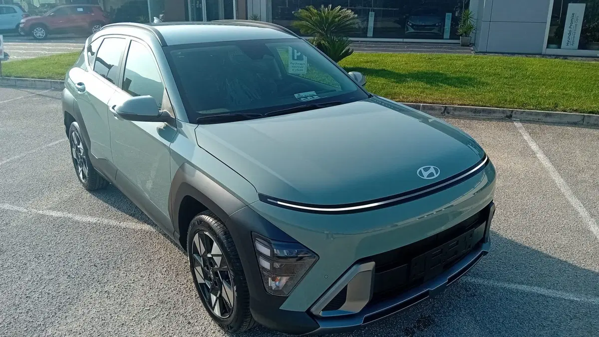 Hyundai Kona nuova a Benevento (2)