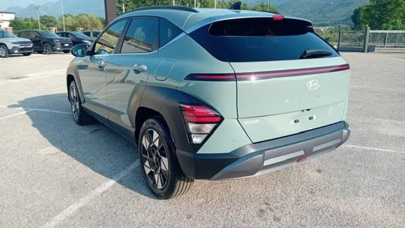 Hyundai Kona nuova a Benevento (9)