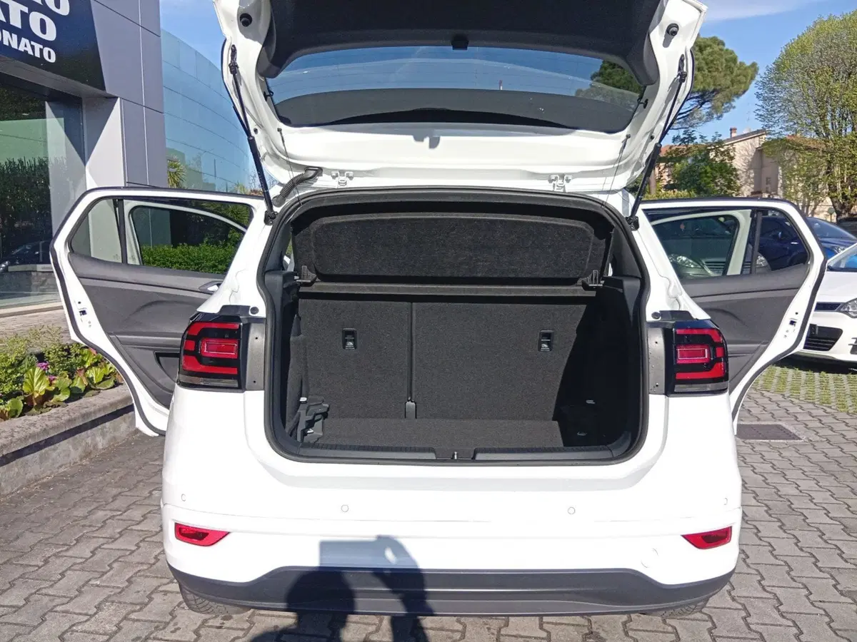 Volkswagen T-Cross usata a Brescia (12)