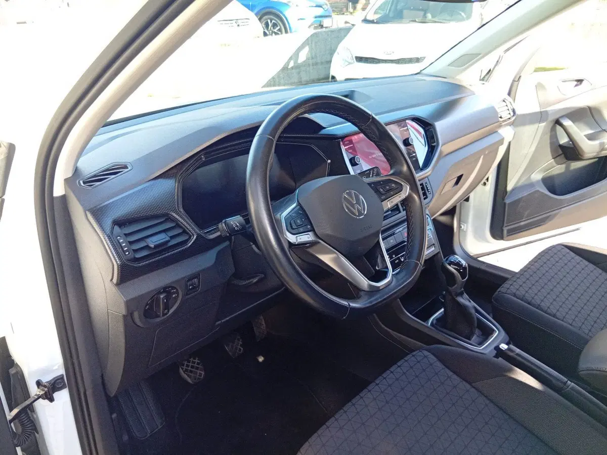 Volkswagen T-Cross usata a Brescia (13)