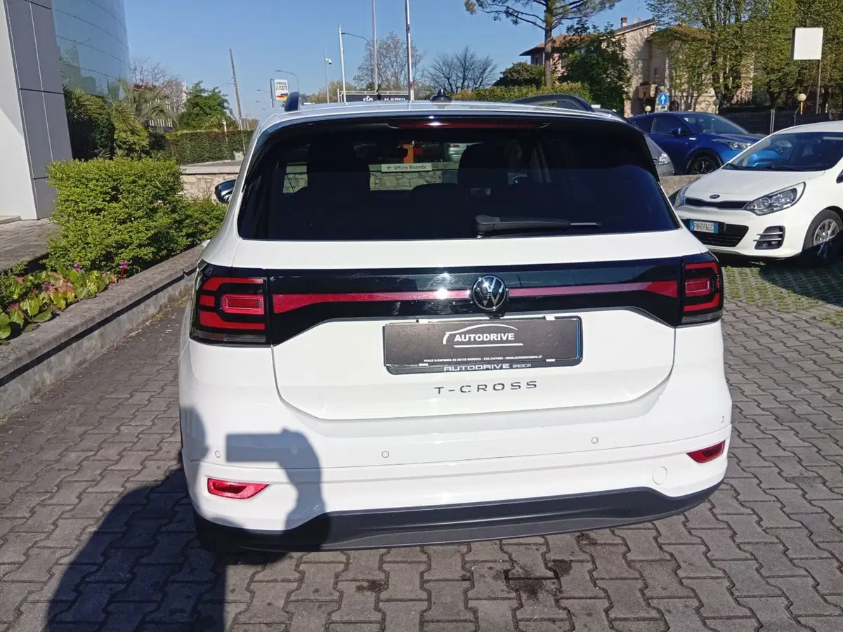 Volkswagen T-Cross usata a Brescia (6)