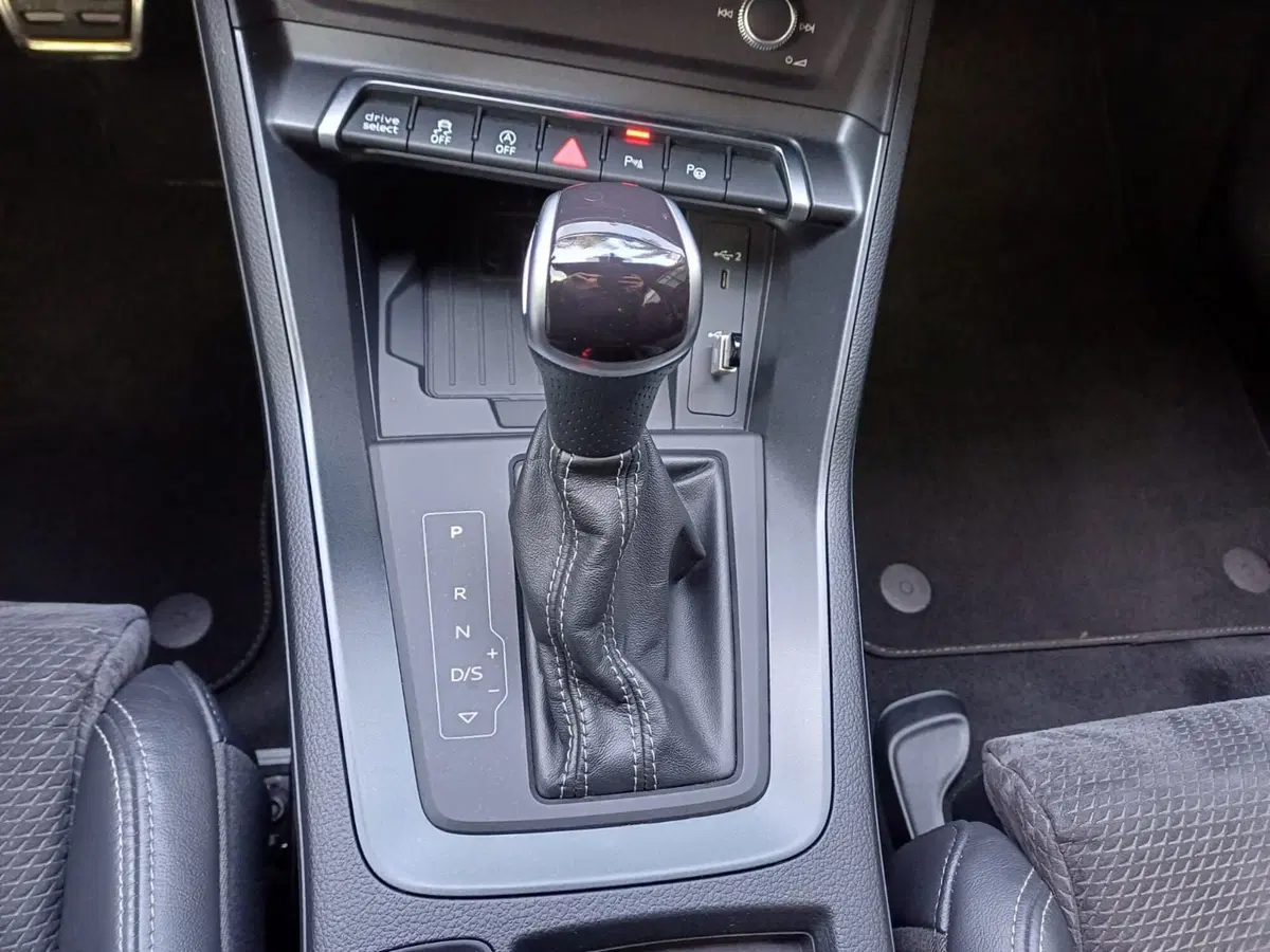 Audi Q3 Sportback usata a Reggio Calabria (14)